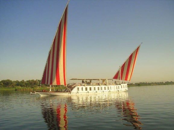 Sailing onboard The Luxury Dahabiya Nour El Nil.